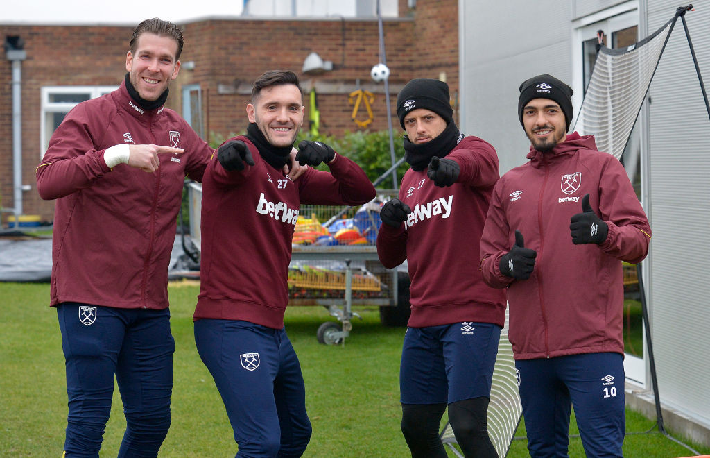 Manuel Lanzini Gives West Ham Return The Thumbs Up As Star Closes On