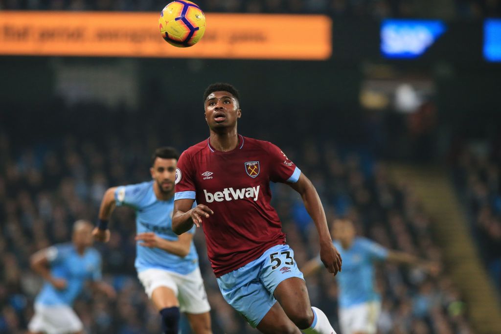 Insider claims Ben Johnson will be handed a new deal by West Ham