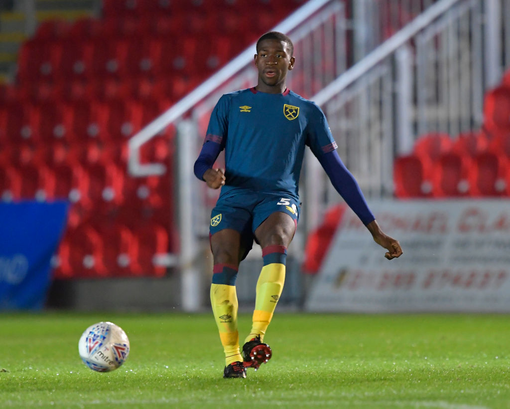 West Ham teenager Ajibola Alese trains with the first-team squad - report