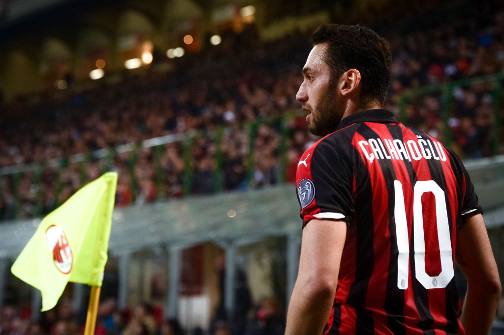Report: West and Leicester eyeing AC Milan's free-kick specialist Calhanoglu in £26m move - Hammers News