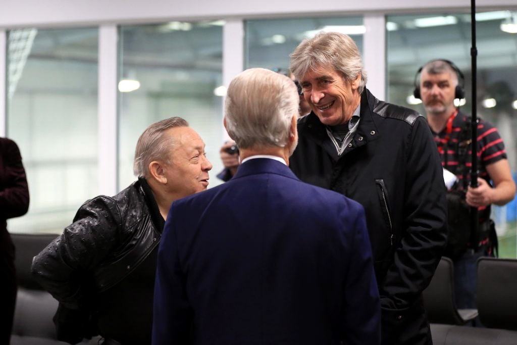 West Ham insider makes Manuel Pellegrini claim in response to managerial change suggestion