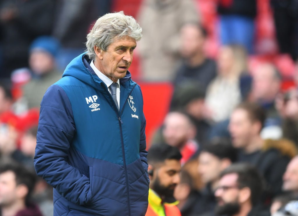 Report: Pellegrini wants West Ham to sign a left-sided centre-back in January