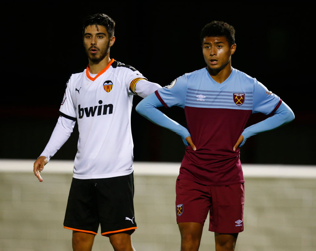 Anthony Scully's international call-up presents chance for prolific 18-year-old Veron Parkes