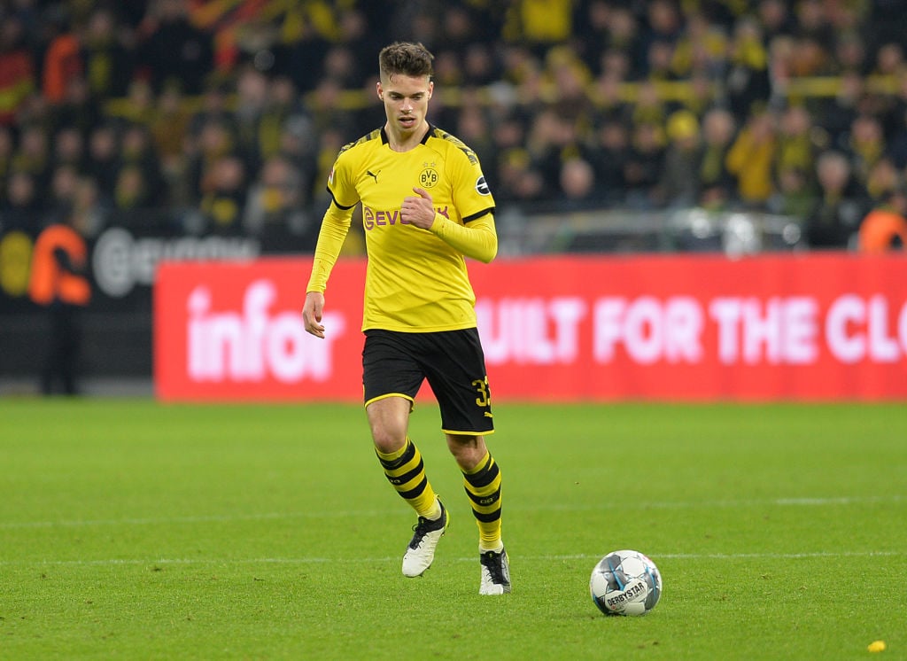 West Ham should consider a move for Borussia Dortmund midfielder Julian Weigl in January