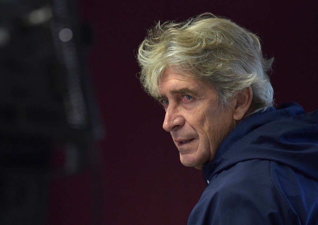 Manuel Pellegrini could be set for first managerial job since leaving West Ham - report