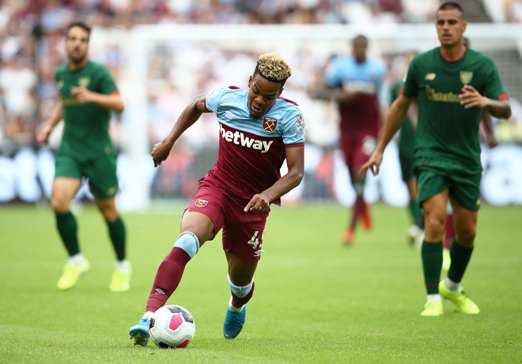 Report claims West Ham accept bid for Grady Diangana