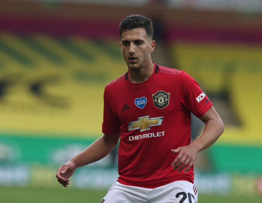 West Ham United cannot afford to miss out on Manchester United ace Diogo Dalot after report makes £17 million claim