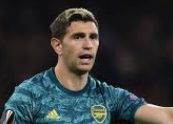 Could West Ham be in for Emiliano Martinez after Gunners star makes admission?
