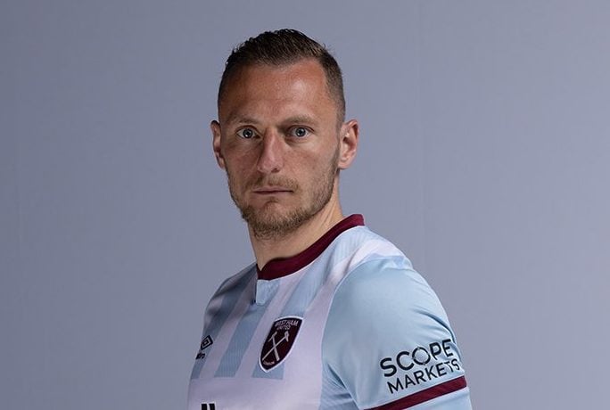 verrader Bende Amazon Jungle Is this why new West Ham 'Argentina' away kit has much criticised white  block that has triggered some fans? - Hammers News