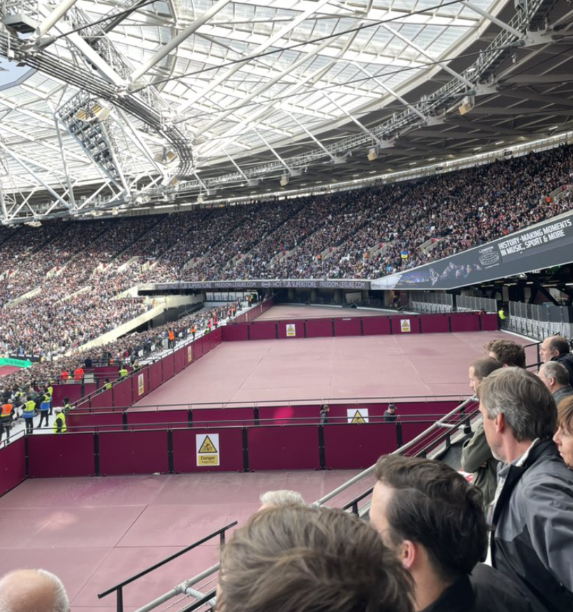 Brentford fan suggests London Stadium change on Twitter and tweet goes viral
