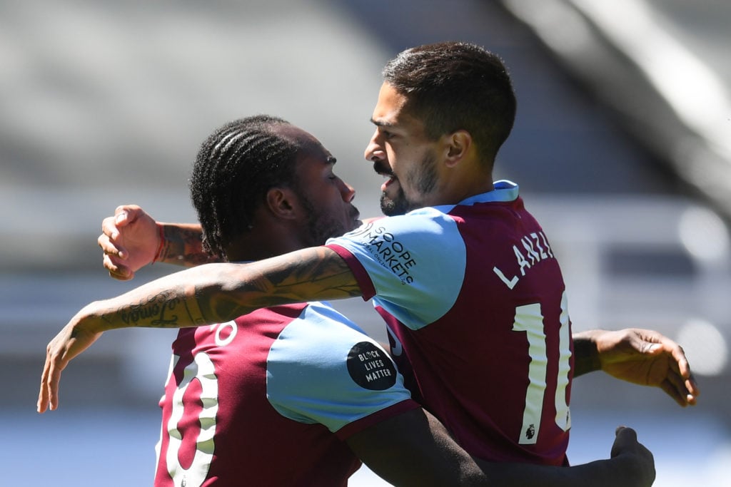FBL-ENG-PR-NEWCASTLE-WEST HAM