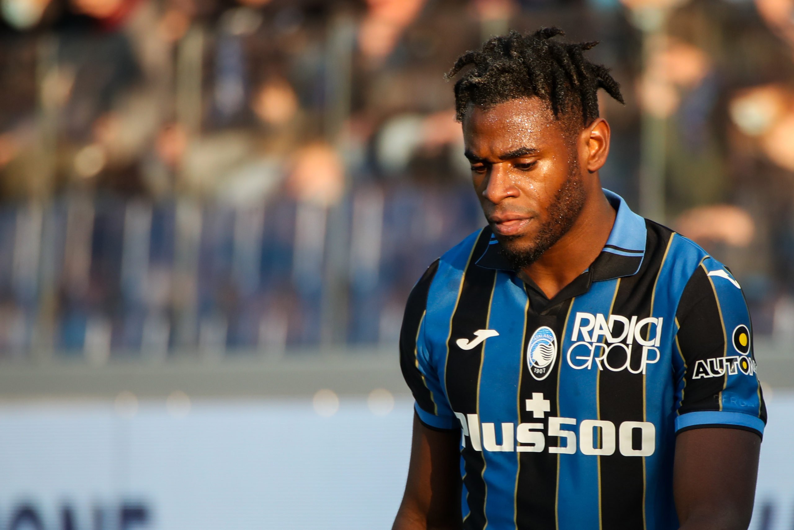 Alleged West Ham United transfer target Duvan Zapata in action for Atalanta
