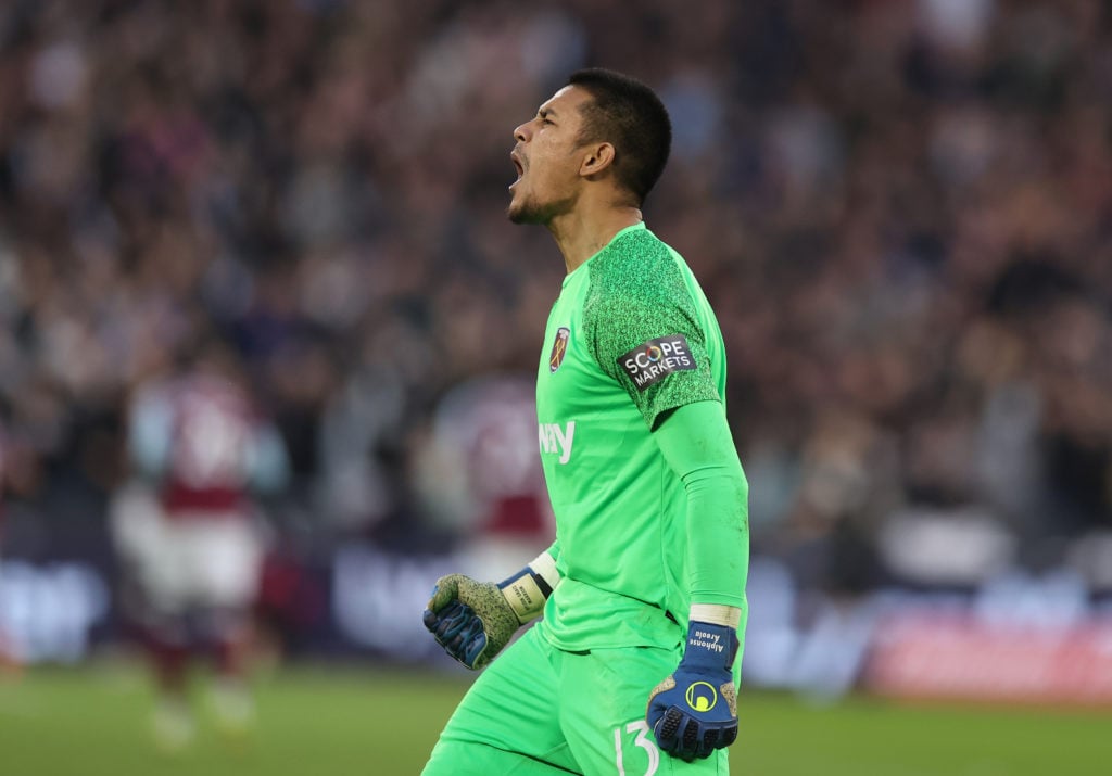 Alphonse Areola has a big decision to make after Lukasz Fabianski signed a new one-year deal with West Ham United