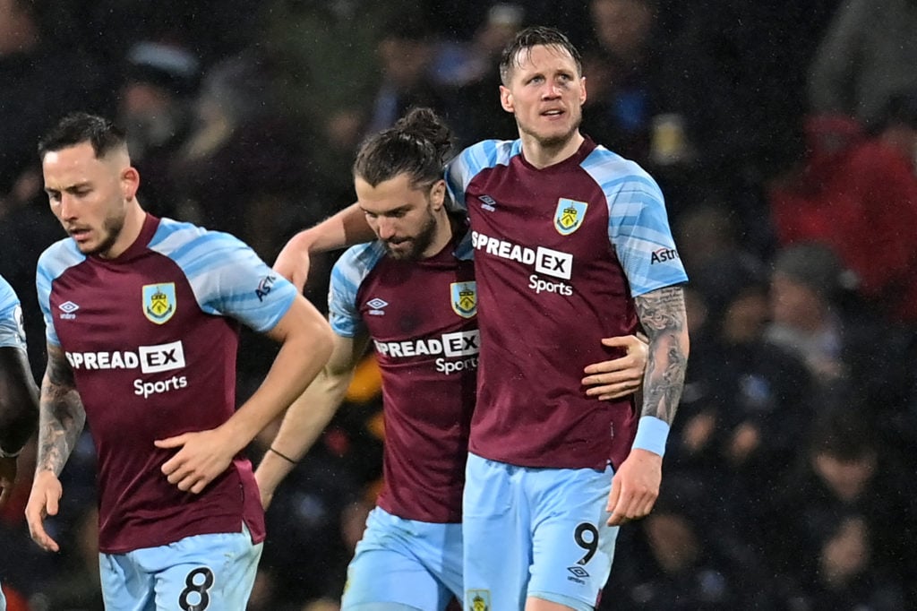 FBL-ENG-PR-BURNLEY-MAN UTD