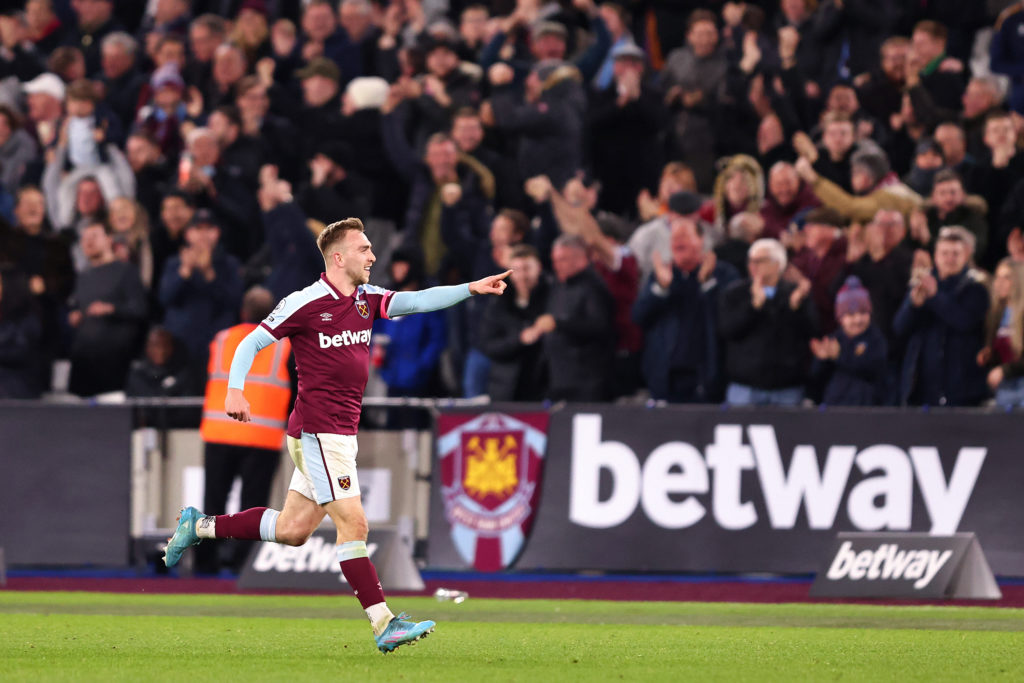West Ham United v Watford - Premier League