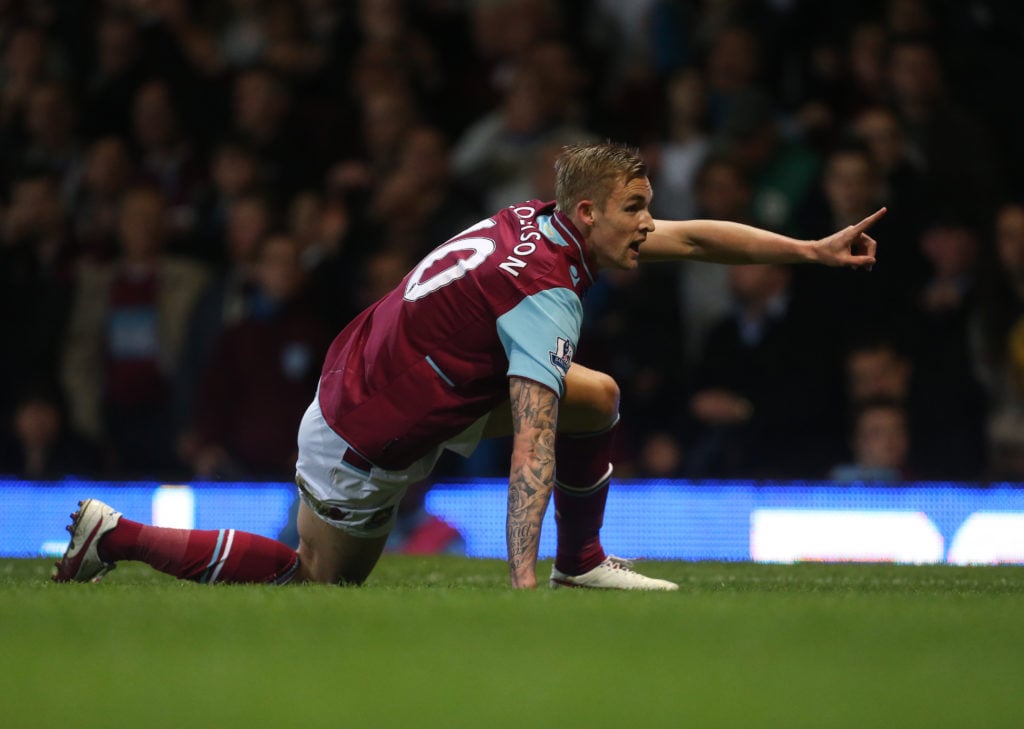 Soccer - Barclays Premier League - West Ham United v Manchester United