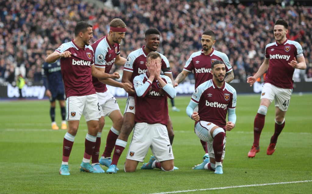 West Ham United v Aston Villa - Premier League