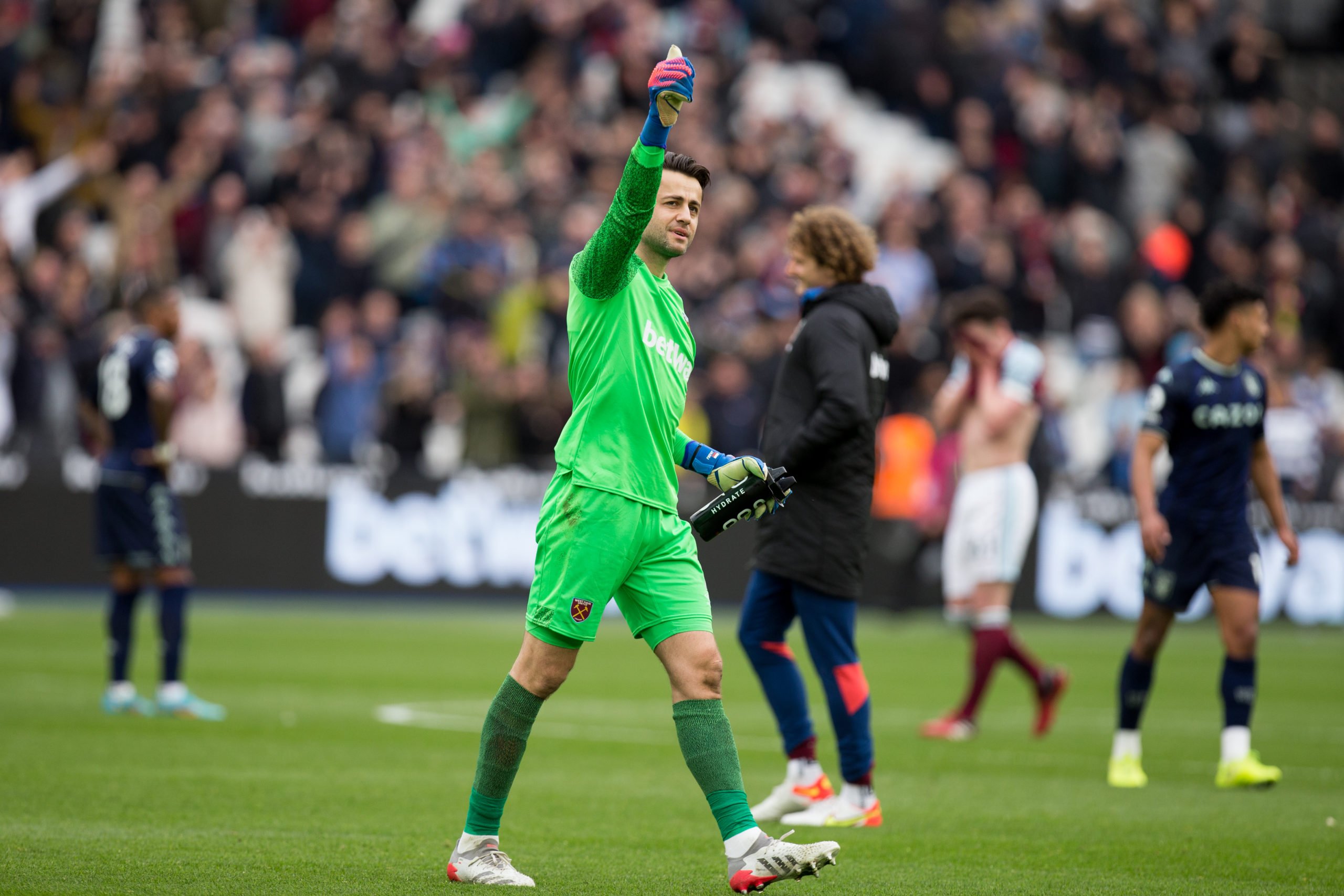 Lukasz Fabianski says West Ham ace who played out of position against Aston Villa was 'amazing'