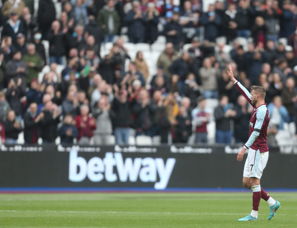 West Ham United v Aston Villa - Premier League