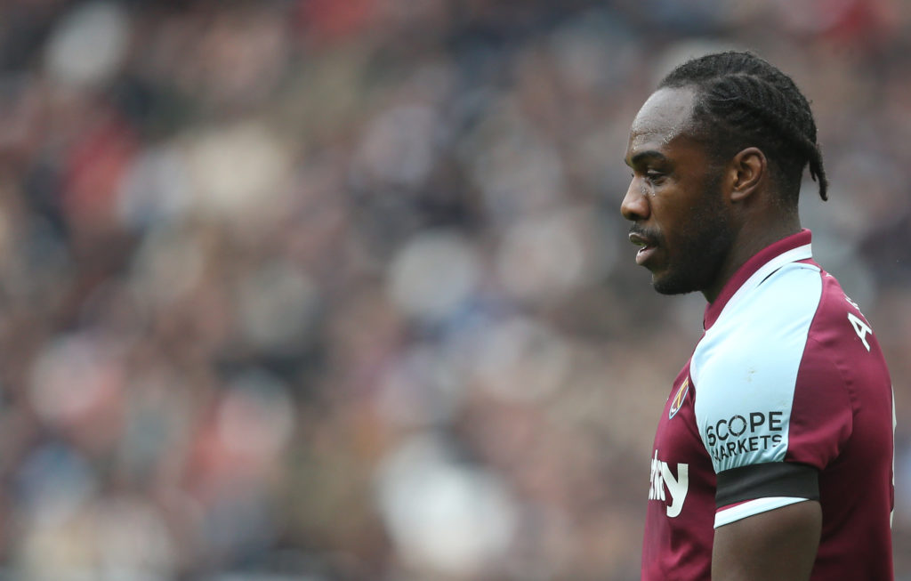 West Ham United v Aston Villa - Premier League