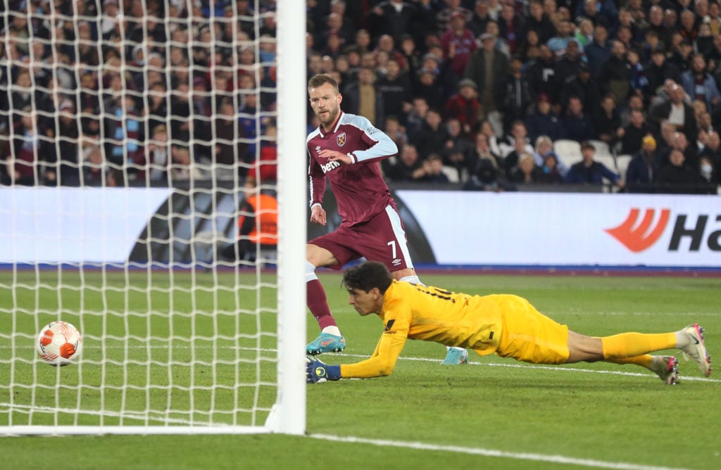 West Ham United v Sevilla FC: Round of 16 Leg Two - UEFA Europa League