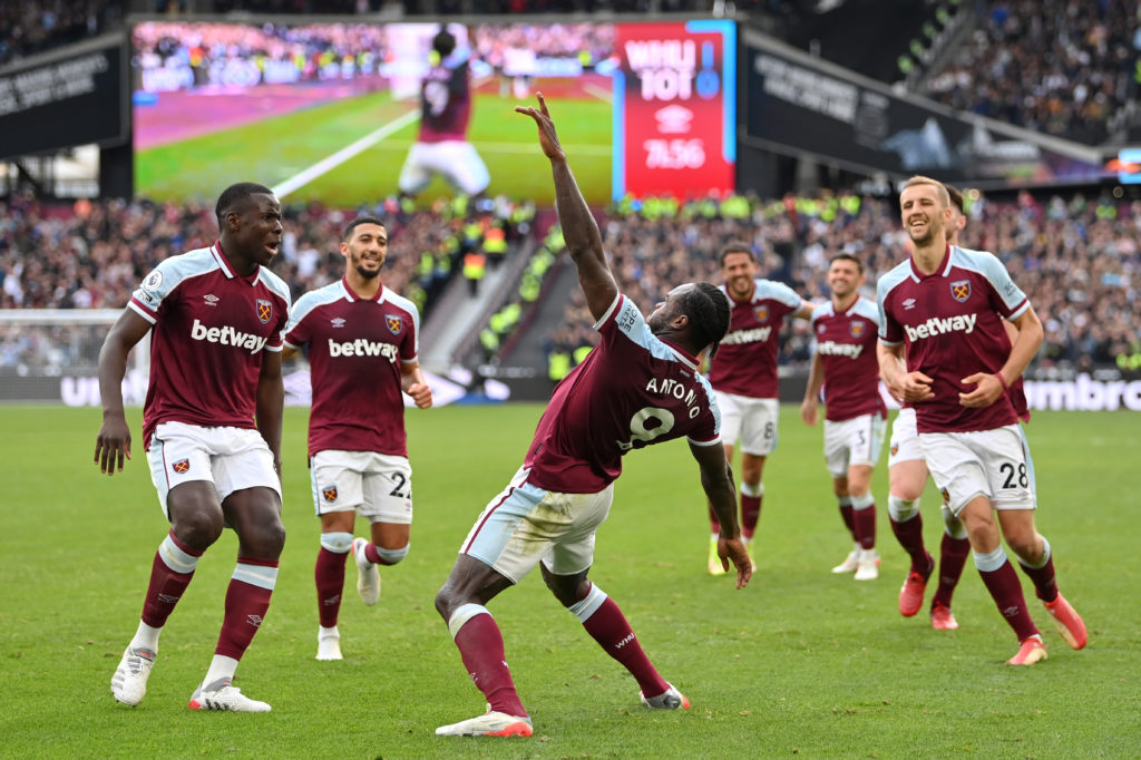 West Ham United v Tottenham Hotspur - Premier League