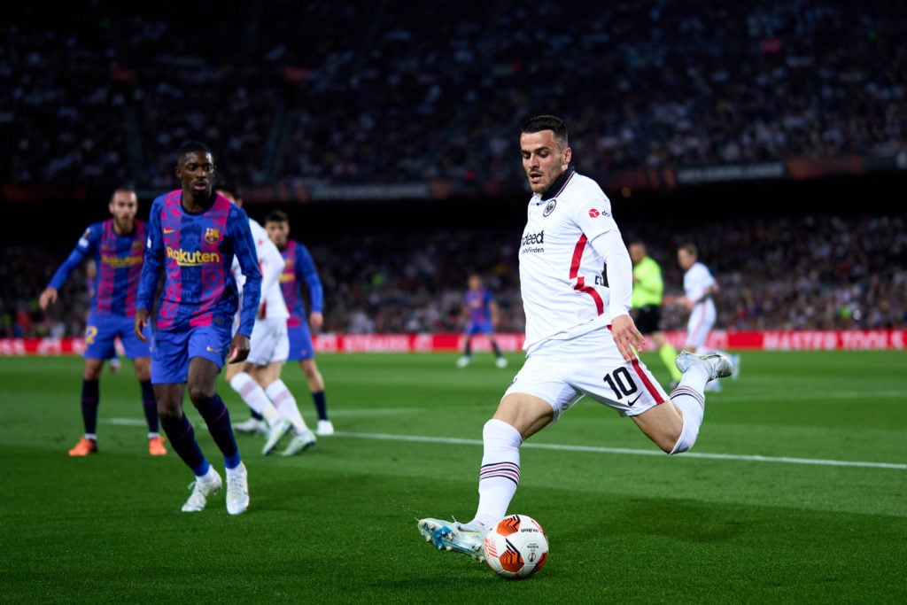 FC Barcelona v Eintracht Frankfurt: Quarter Final Leg Two - UEFA Europa League