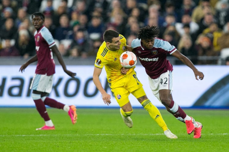 Photo: 'Outstanding' 21-year-old spotted training with West Ham first-team ahead of Europa League second-leg Eintracht Frankfurt clash