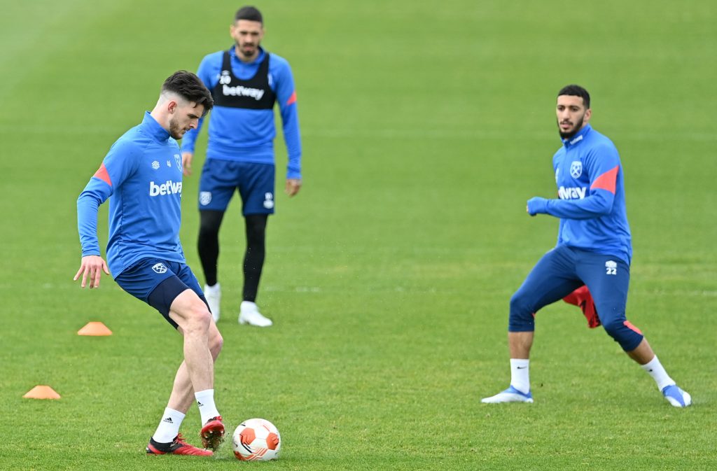 FBL-EUR-C3-WEST HAM-TRAINING