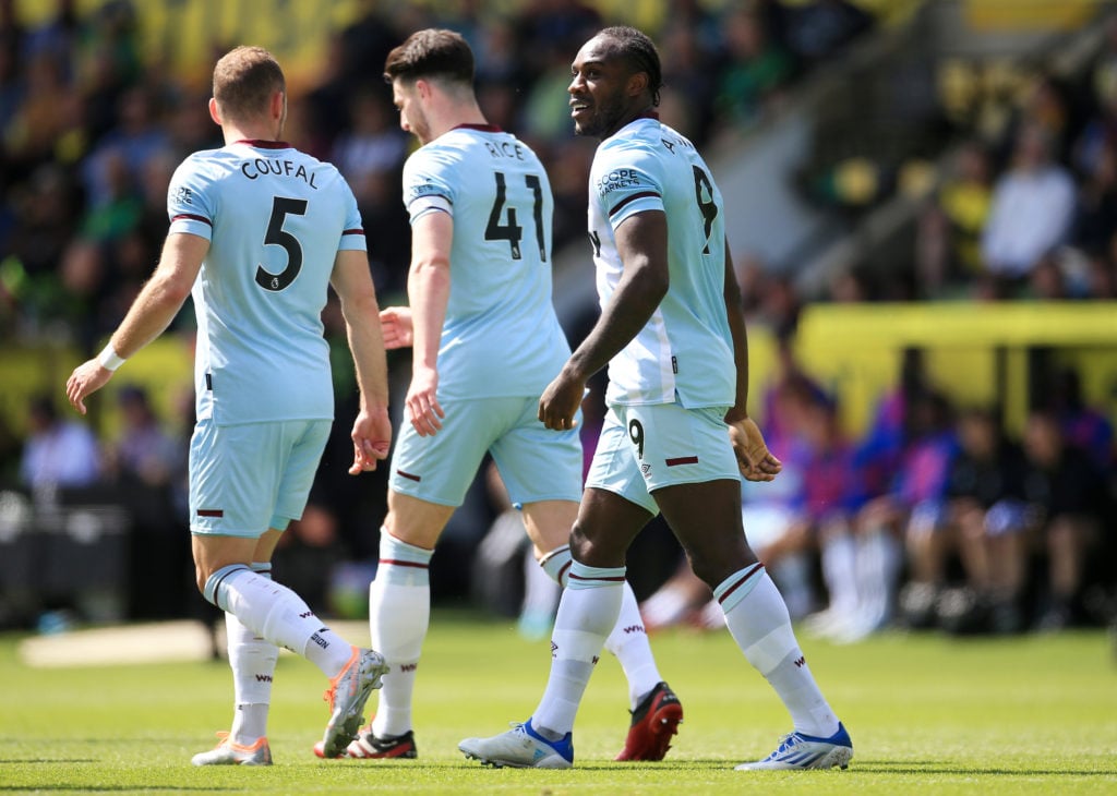 Norwich City v West Ham United - Premier League