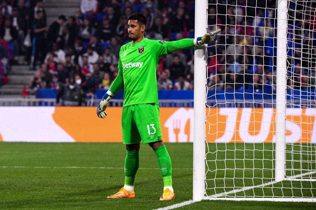 West Ham face competition from Newcastle for Alphonse Areola