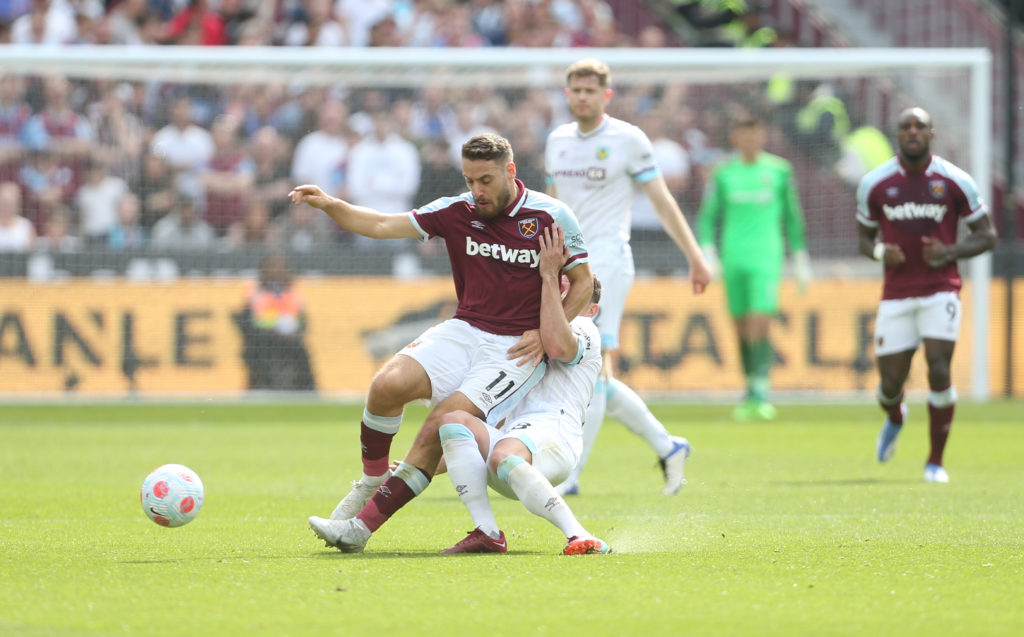 Nikola Vlasic is keen to leave West Ham this summer
