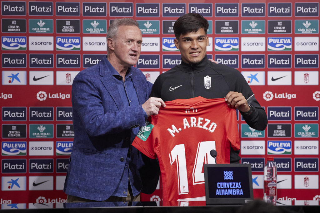 Granada CF Unveil New Signing Matias Arezo