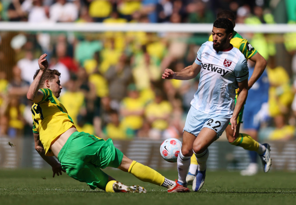 Norwich City v West Ham United - Premier League