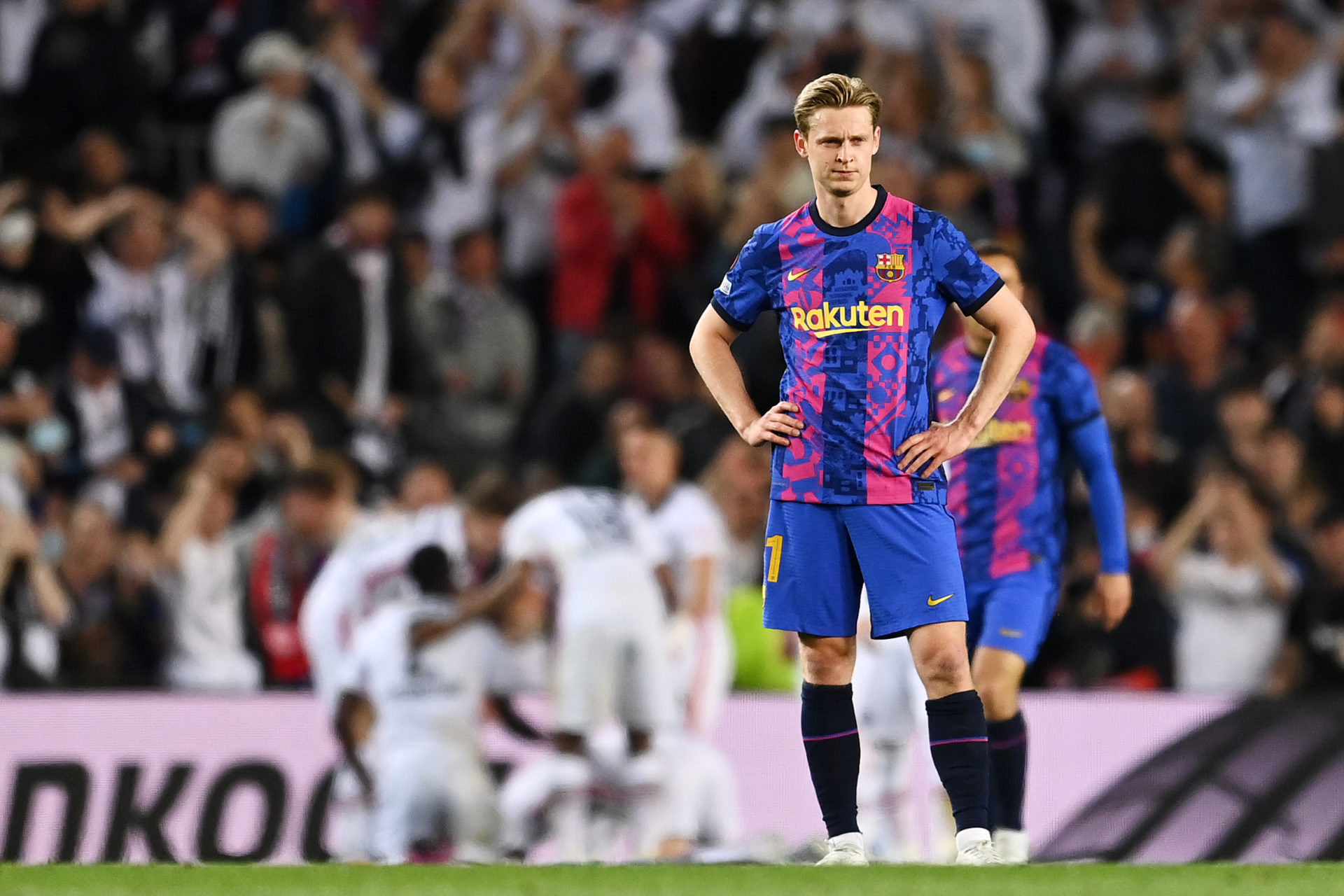 Chelsea signing Frenkie de Jong would be great news for West Ham