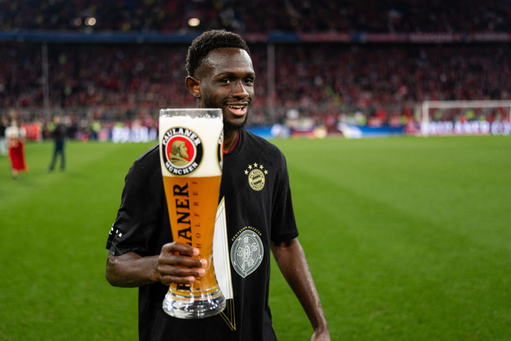 FC Bayern München v Borussia Dortmund - Bundesliga