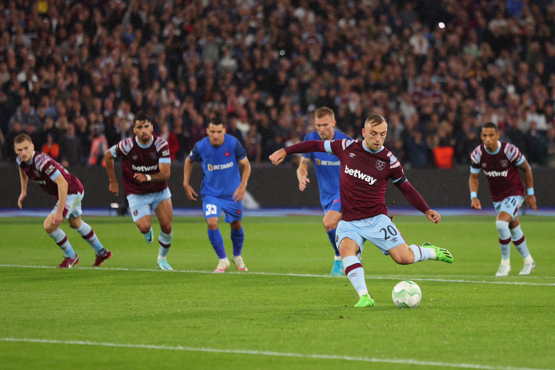 West Ham United v FCSB: Group B - UEFA Europa Conference League