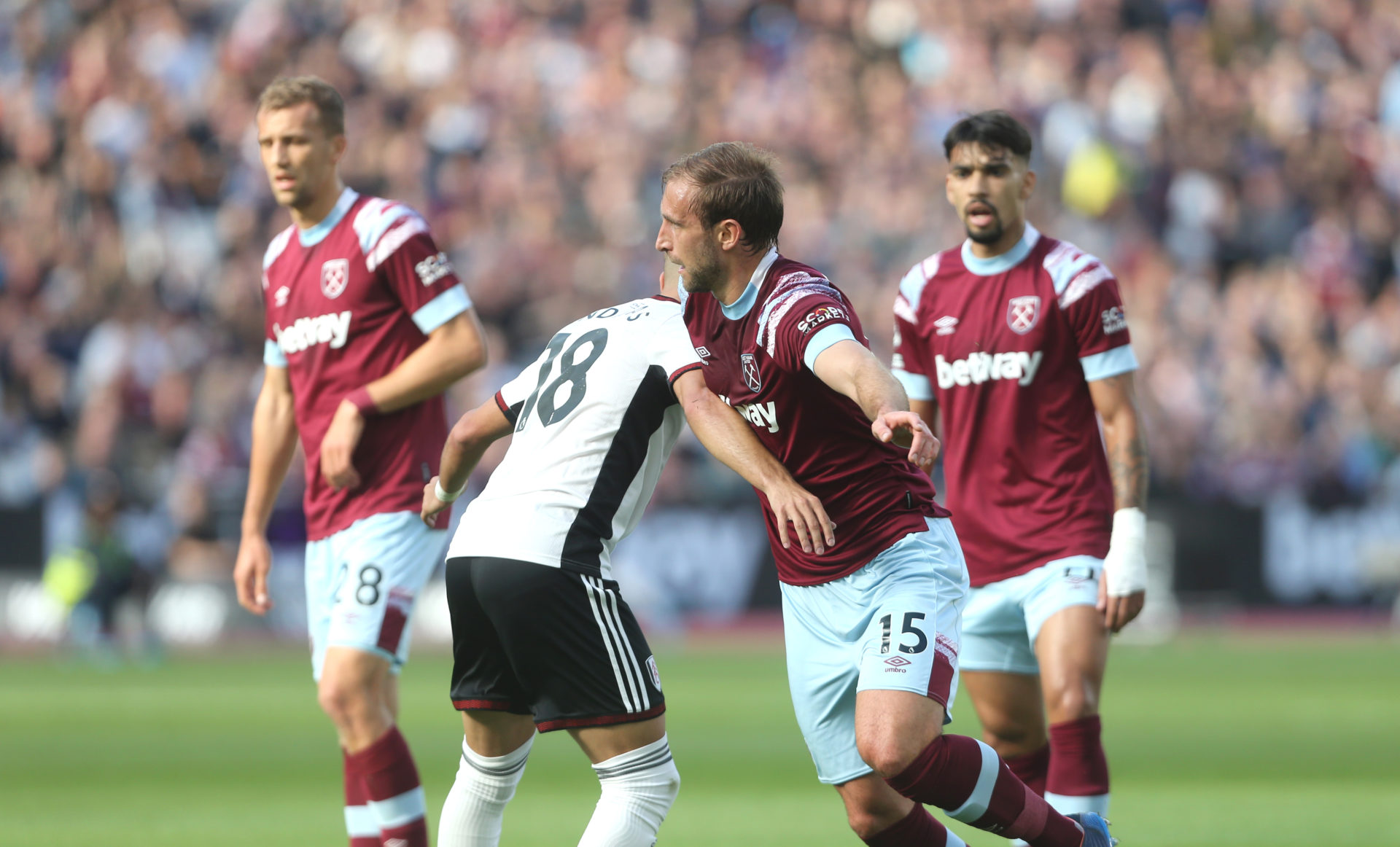 Andreas Pereira Rips Into Craig Dawson After West Ham Beat Fulham 3 1 