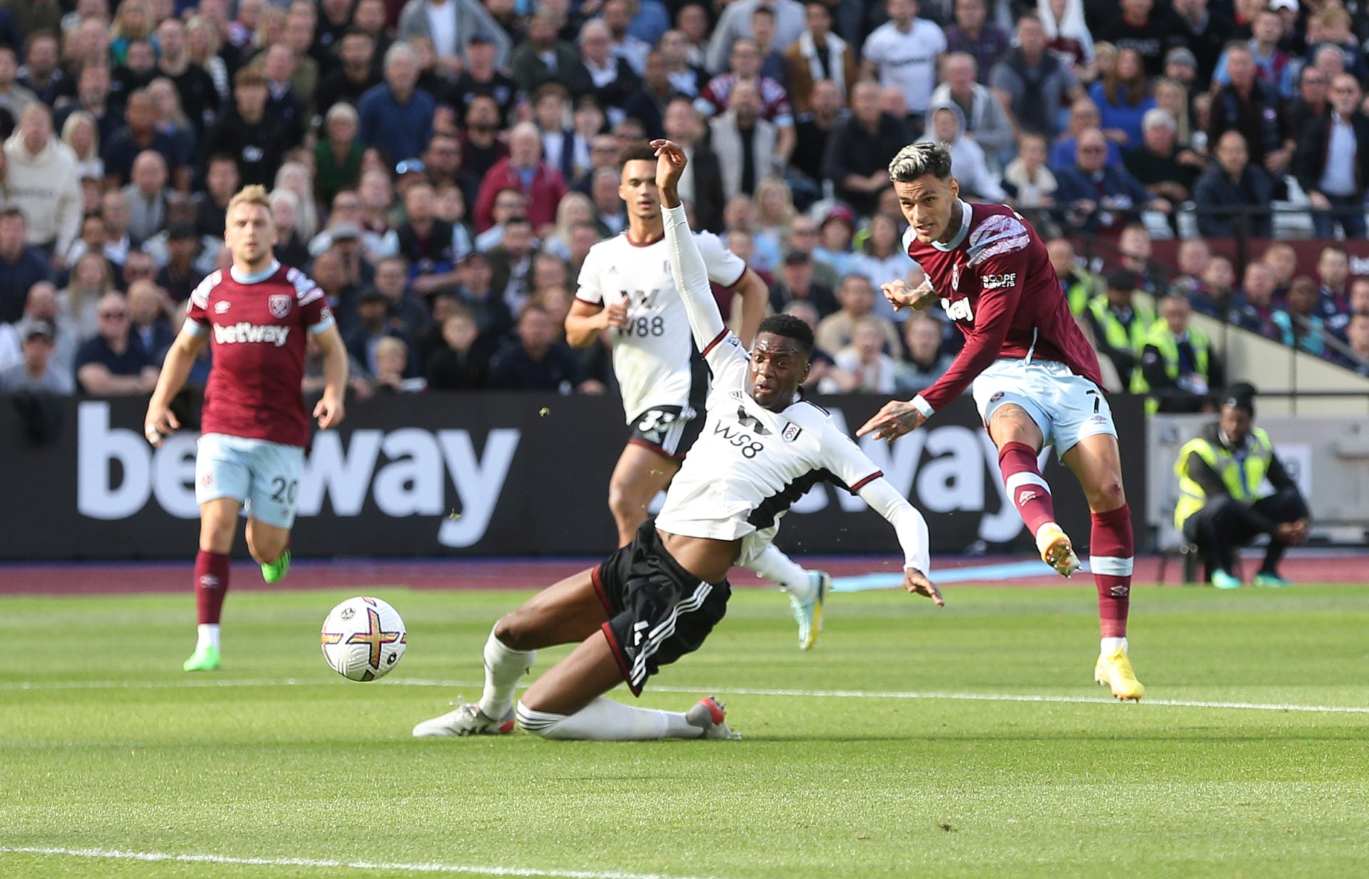 West Ham United v Fulham FC - Premier League