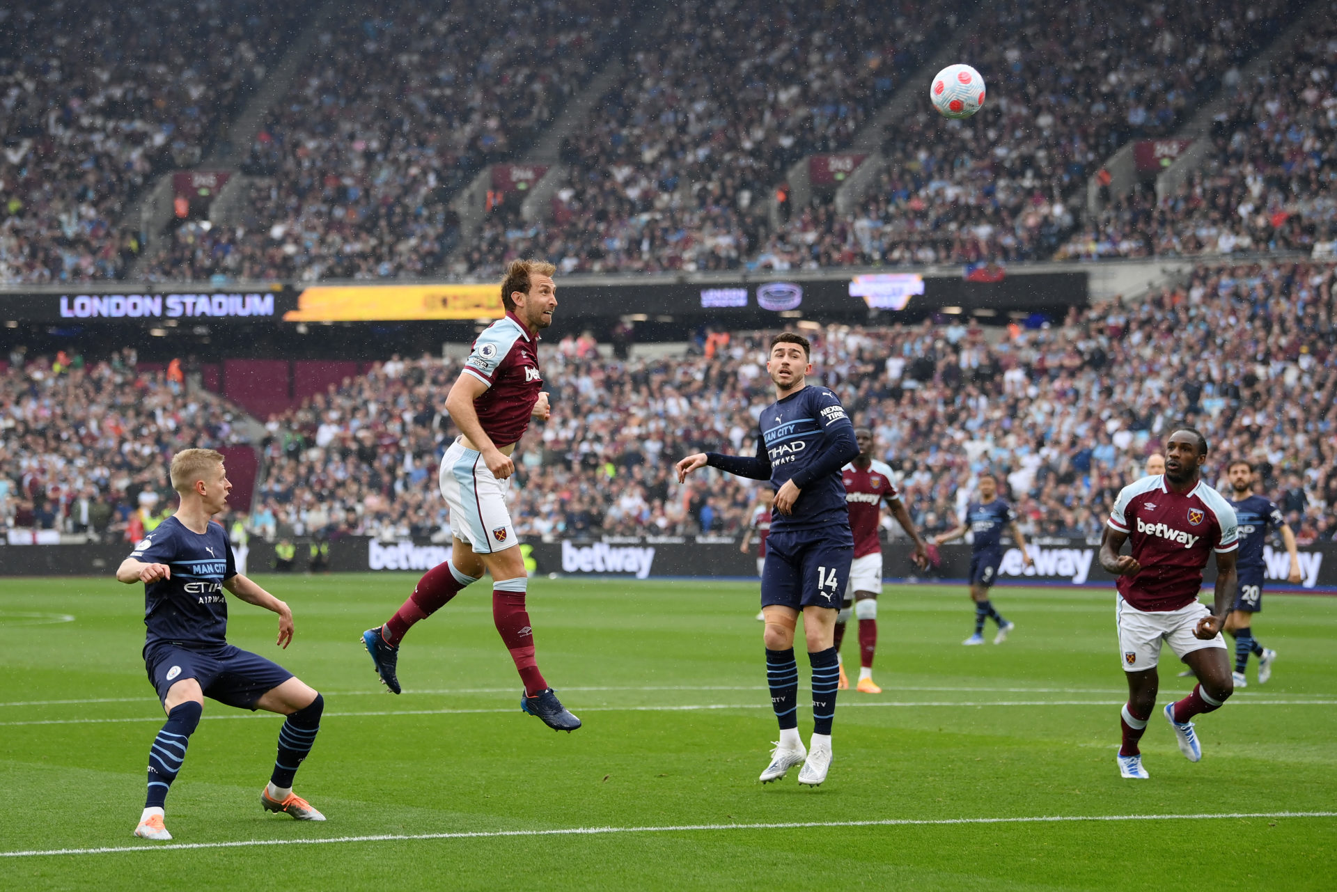 West Ham United v Manchester City - Premier League