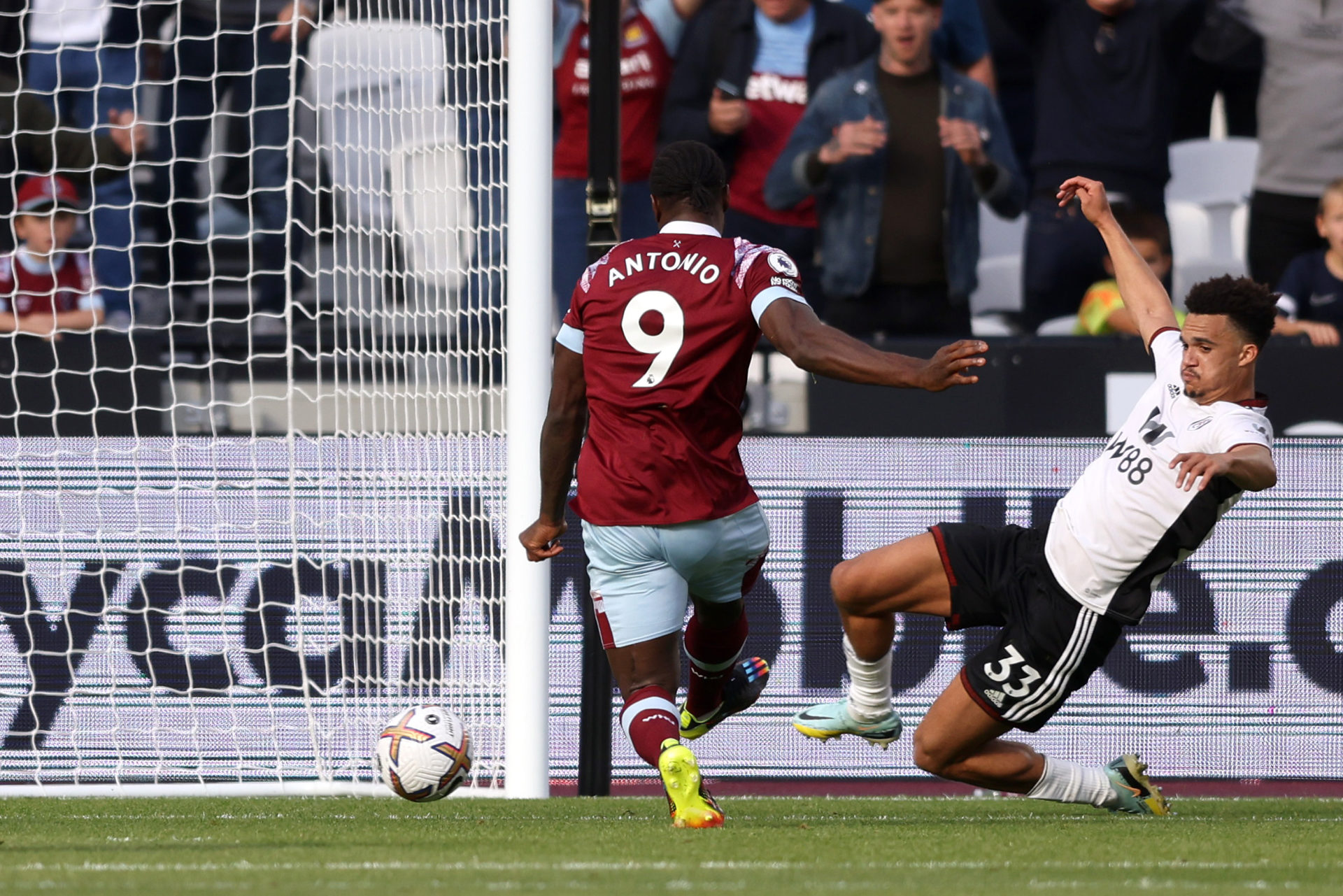 West Ham United v Fulham FC - Premier League