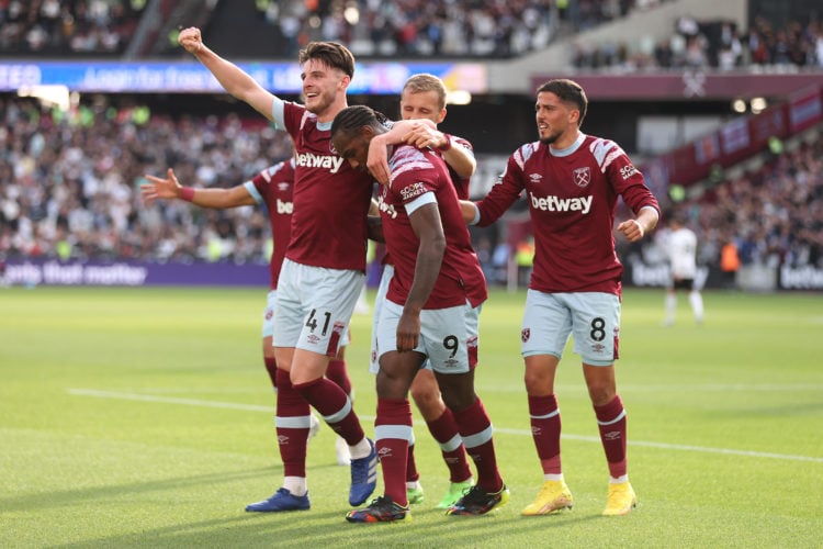 Video shows Declan Rice becoming a real leader as he gives Pablo Fornals specific orders in tunnel before West Ham win
