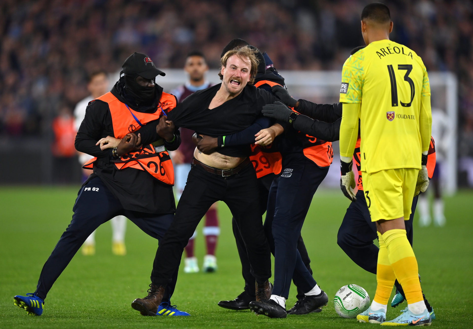 Anderlecht pitch invader tried to tackle Areola but he put him on his back