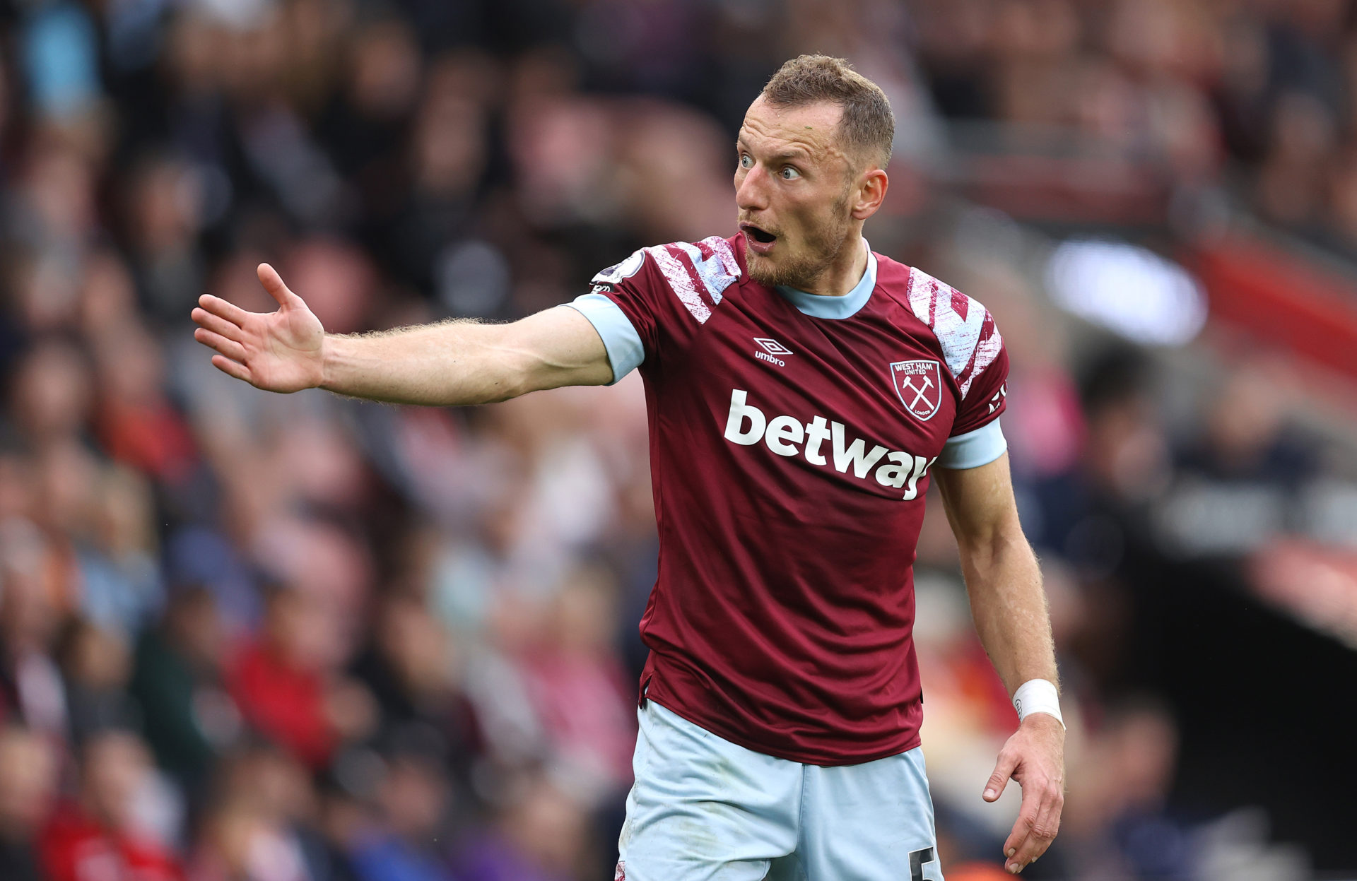 Southampton FC v West Ham United - Premier League