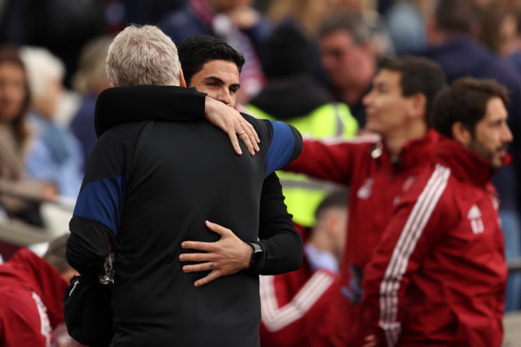 Arsenal boss Mikel Arteta gives West Ham manager David Moyes flowers again in new Jamie Carragher interview