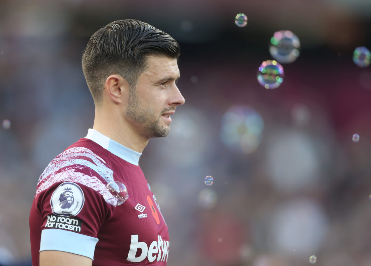 Video: West Ham stars including Angelo Ogbonna, Ben Johnson and Aaron Cresswell randomly turn up at fan's house