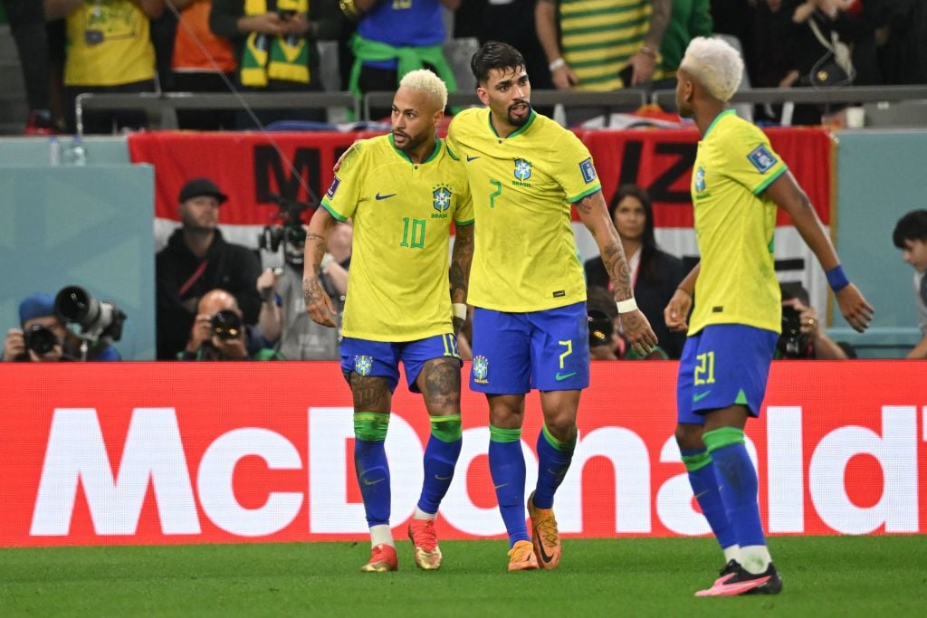 Video: Brazil go close to taking the lead against England – Lucas Paqueta  hits the post