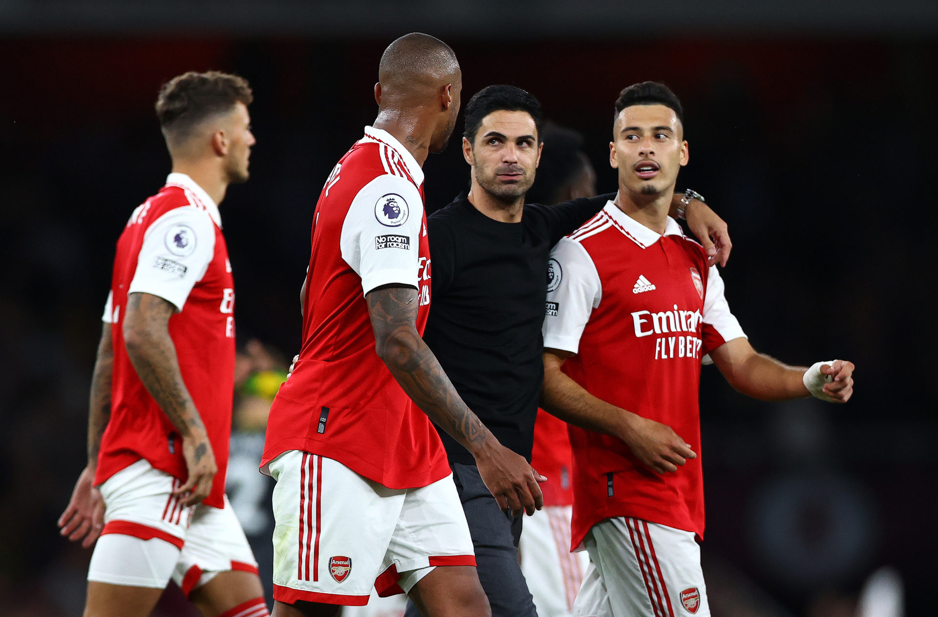 Arsenal FC v Aston Villa - Premier League