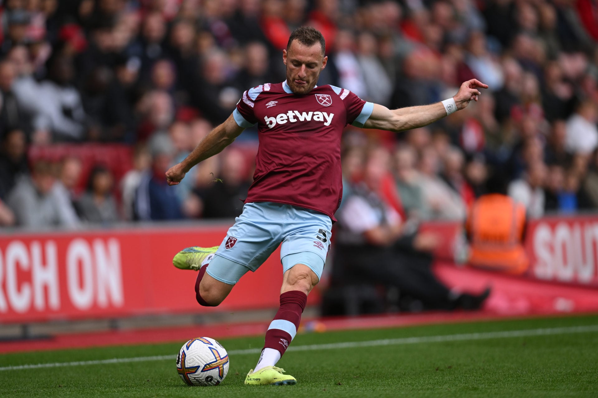 Southampton FC v West Ham United - Premier League