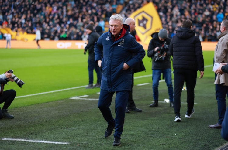 Chris Sutton shares what he noticed West Ham fans do to David Moyes after Wolves defeat